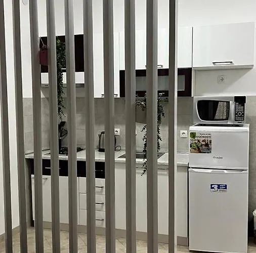 Grosovi Dvori Opuzen (Dubrovnik-Neretva)