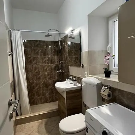 Grosovi Dvori Opuzen (Dubrovnik-Neretva)