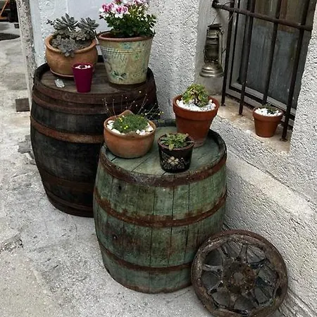 Grosovi Dvori Apartment
